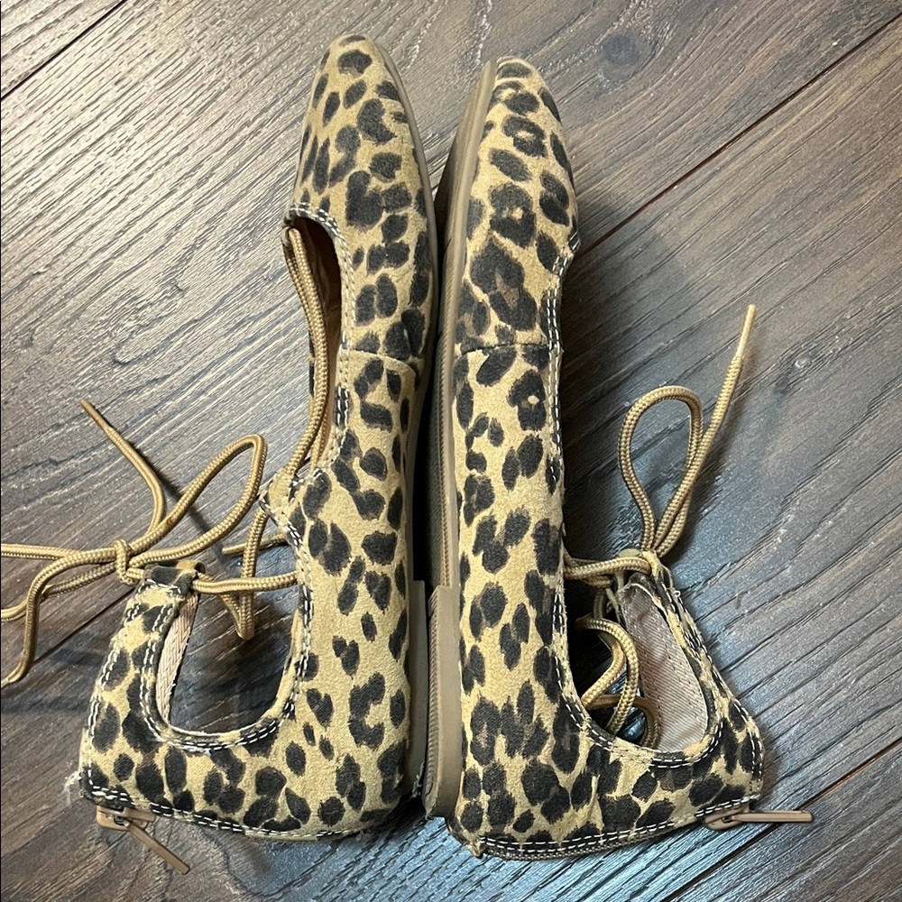Old Navy Animal Print Lace-Up Flats - Picture 6 of 9